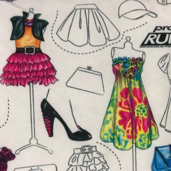 Project Runway Fashion Design Light-Box Lap Desk Set - Picture 10 of 16